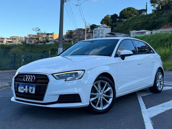 AUDI A3 1.4 TFSI SPORTBACK AMBIENTE 16V GASOLINA 4P S-TRONIC